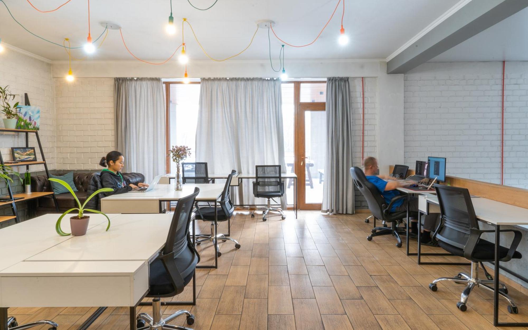 Ololofreelander Hostel&Coworking Bisjkek Eksteriør billede