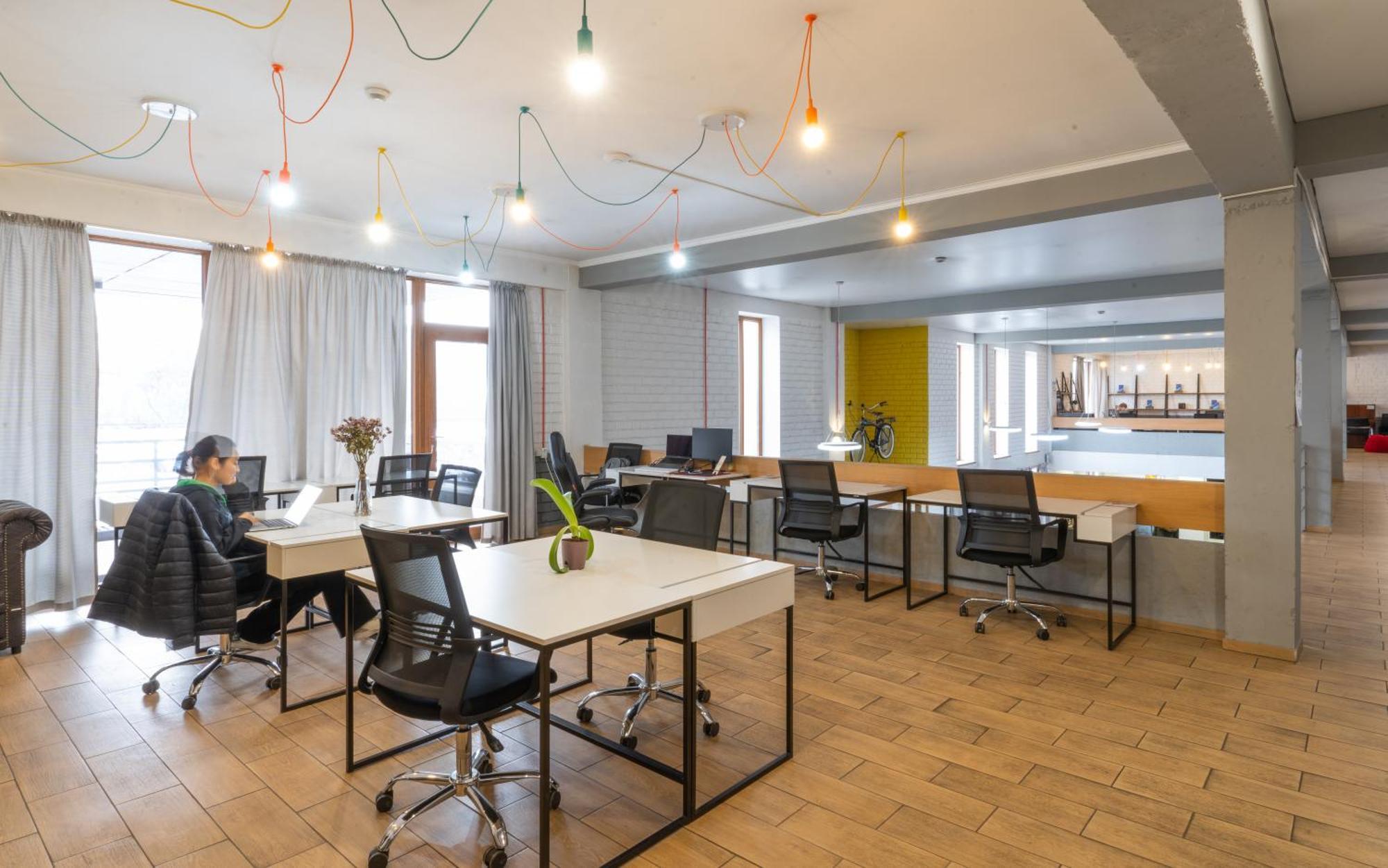 Ololofreelander Hostel&Coworking Bisjkek Eksteriør billede