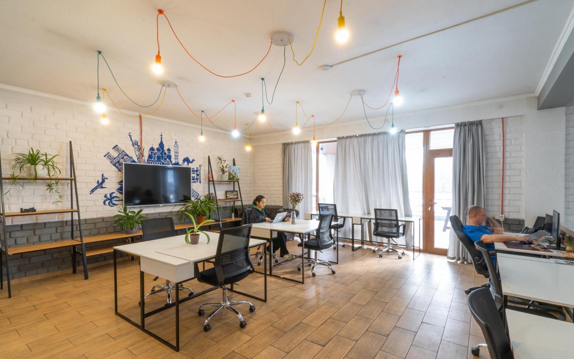 Ololofreelander Hostel&Coworking Bisjkek Eksteriør billede